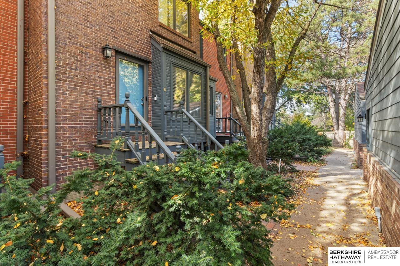 Lincoln, Nebraska 68512, United States, 3 Bedrooms Bedrooms, ,2 BathroomsBathrooms,Residential,Active,241555