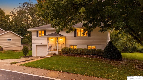 970 JAMES DR, BLAIR, NE 68008 - Image 2e5f4cdcff9a58d4ed64839cdc32a109/453113377