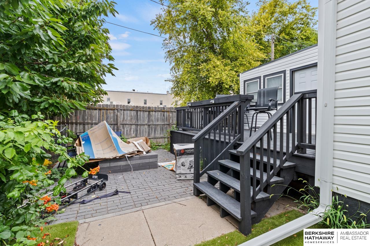 Omaha, Nebraska 68108, United States, 5 Bedrooms Bedrooms, ,3 BathroomsBathrooms,Residential,Active,201621