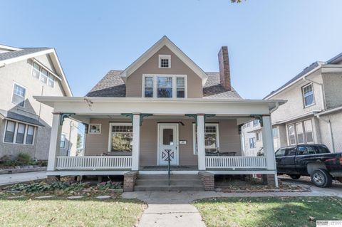 Photo of 2325 Hanscom Boulevard, Omaha, NE 68105 (MLS # 22532970)