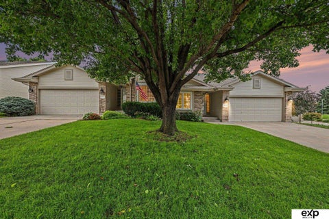 Photo of 16609 Monroe Street, Omaha, NE 68135 (MLS # 22627145)