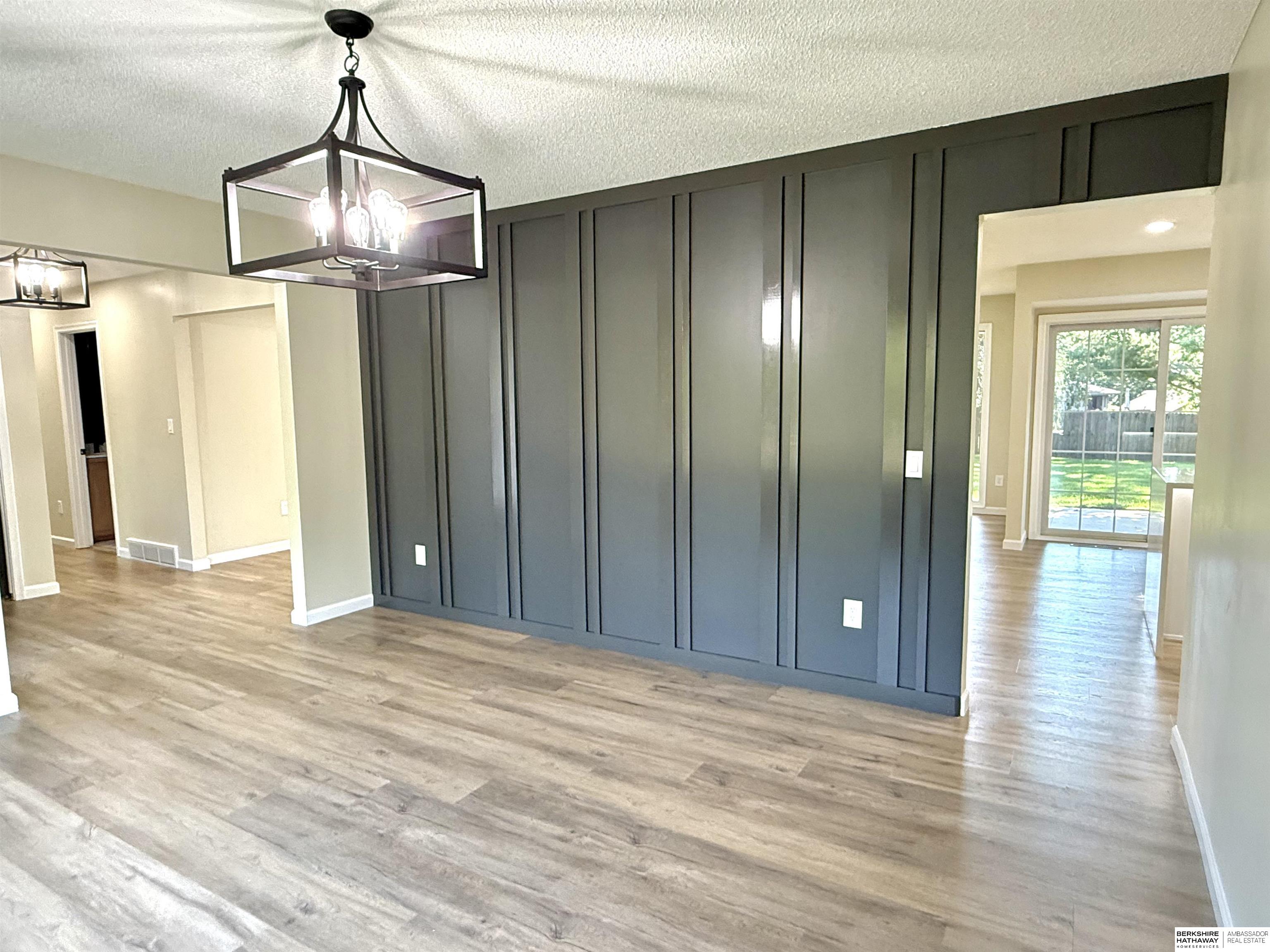 Council Bluffs, Iowa 51503, United States, 5 Bedrooms Bedrooms, ,4 BathroomsBathrooms,Residential,Active,197613