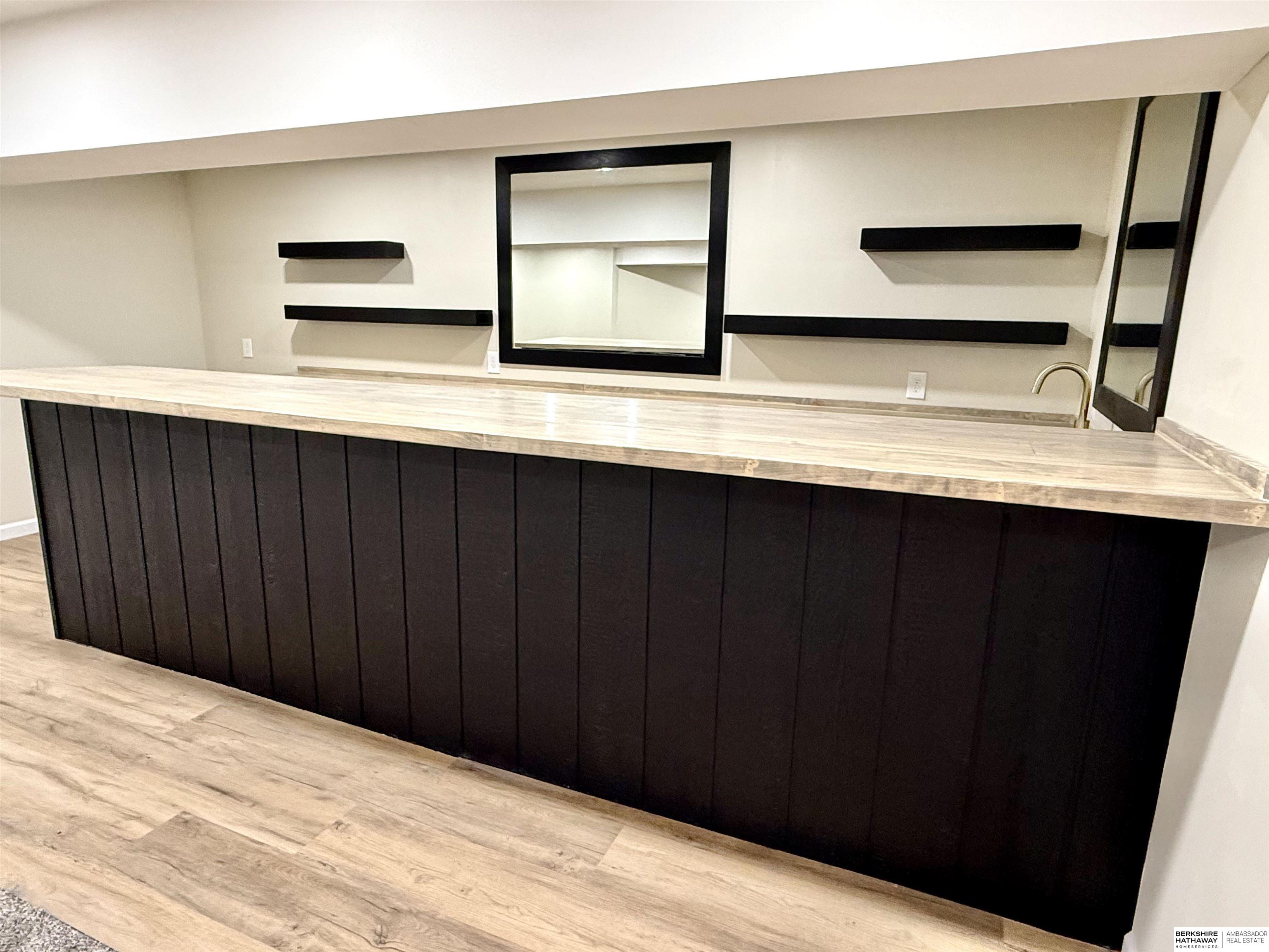 Council Bluffs, Iowa 51503, United States, 5 Bedrooms Bedrooms, ,4 BathroomsBathrooms,Residential,Active,197613