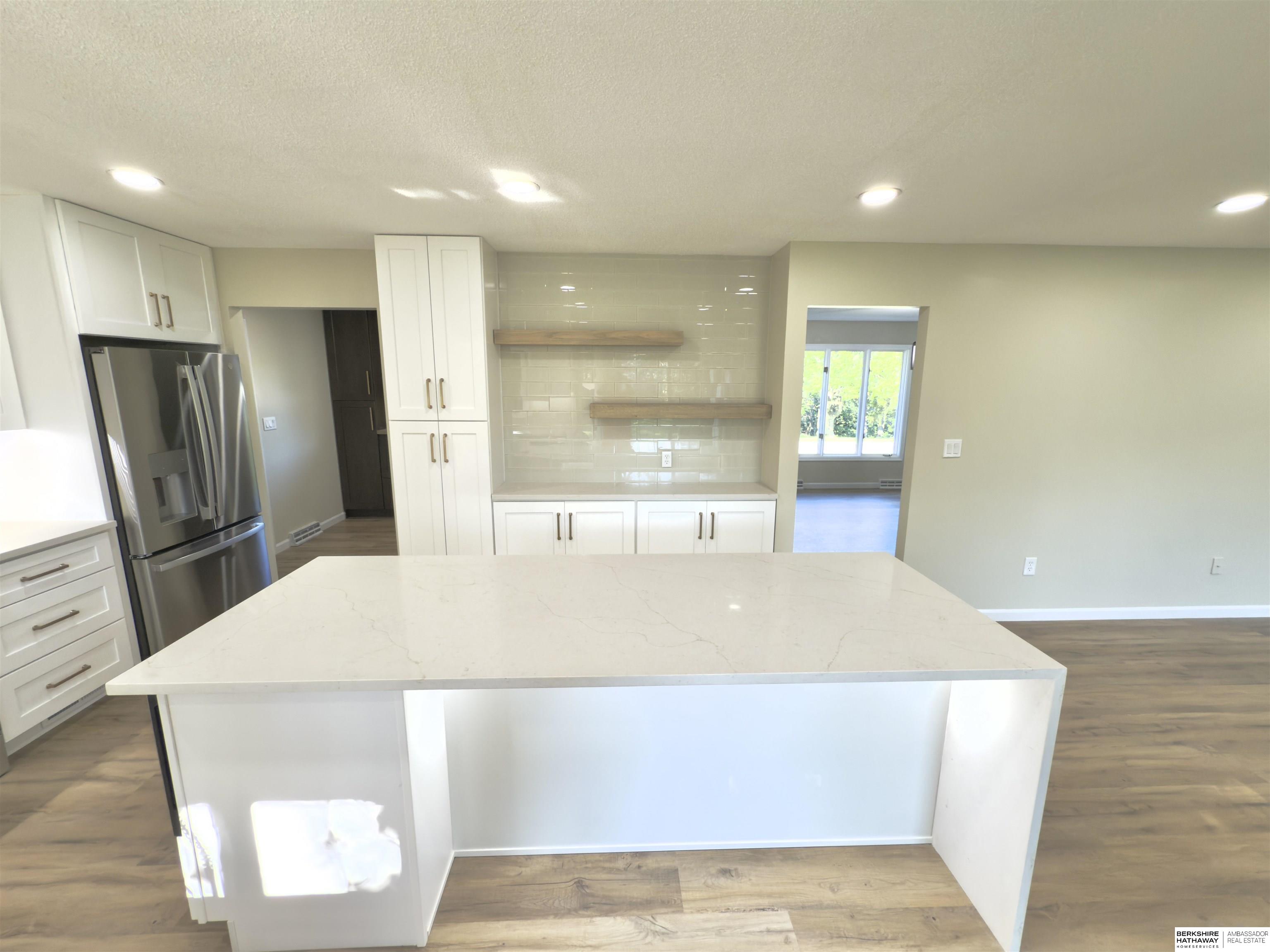 Council Bluffs, Iowa 51503, United States, 5 Bedrooms Bedrooms, ,4 BathroomsBathrooms,Residential,Active,197613