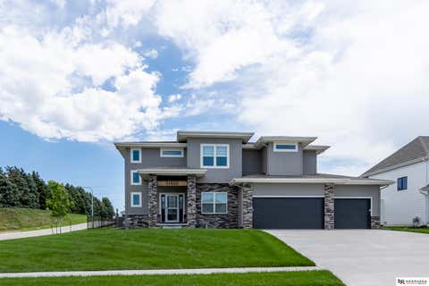 Photo of 11503 S 115th Street, Papillion, NE 68046 (MLS # 22616359)