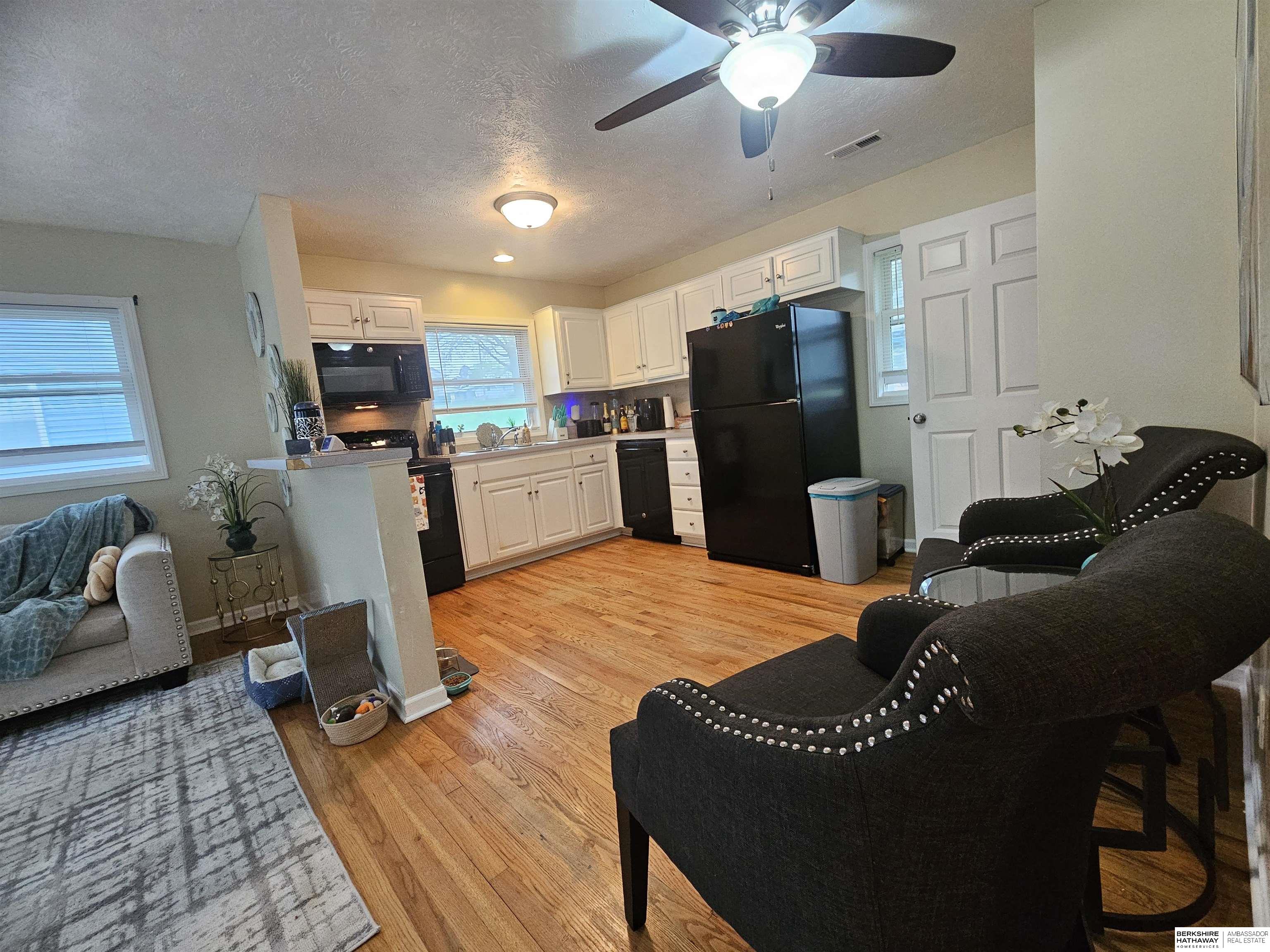 Omaha, Nebraska 68104, United States, 3 Bedrooms Bedrooms, ,2 BathroomsBathrooms,Residential,Pending,116467