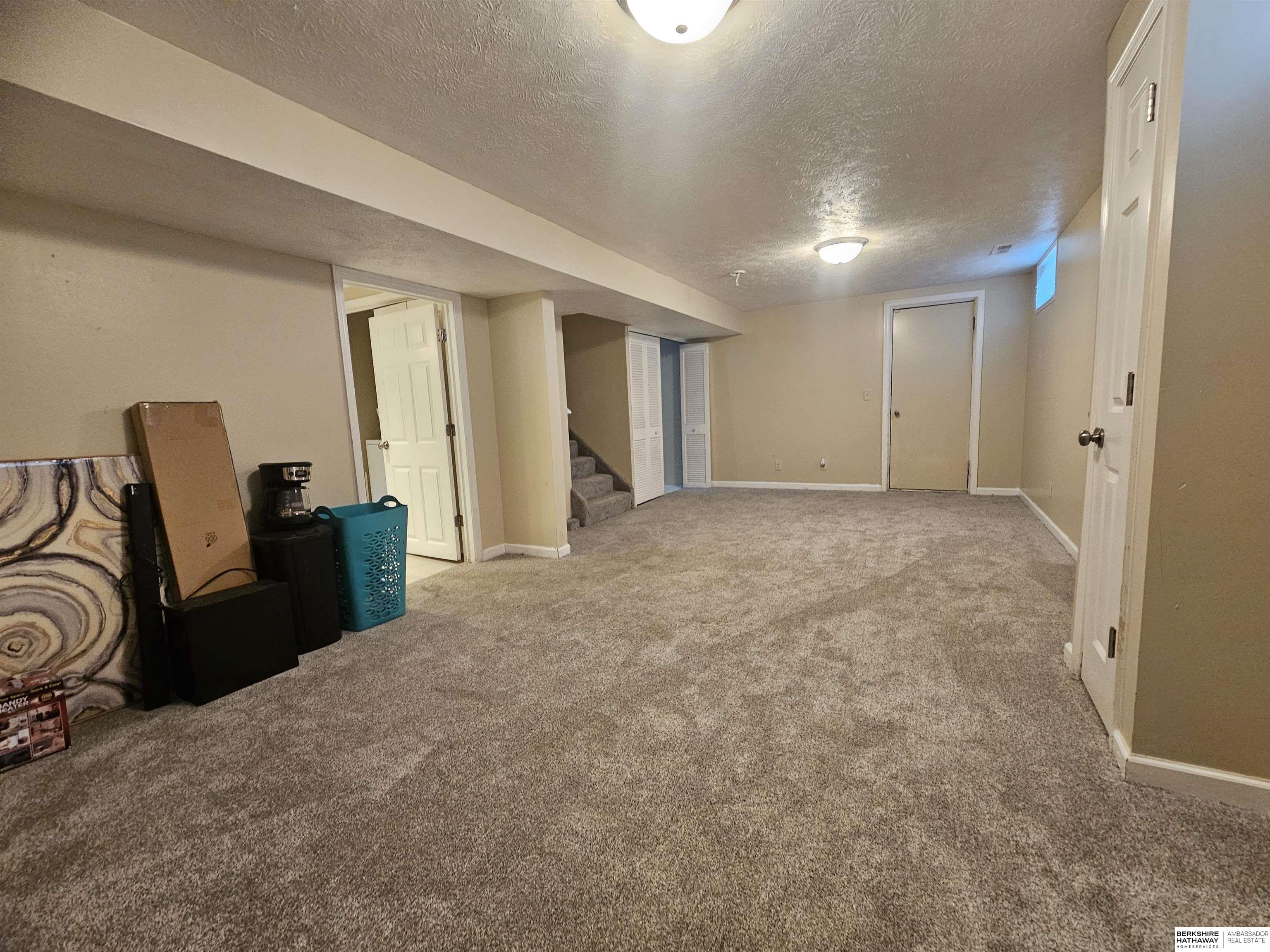 Omaha, Nebraska 68104, United States, 3 Bedrooms Bedrooms, ,2 BathroomsBathrooms,Residential,Pending,116467