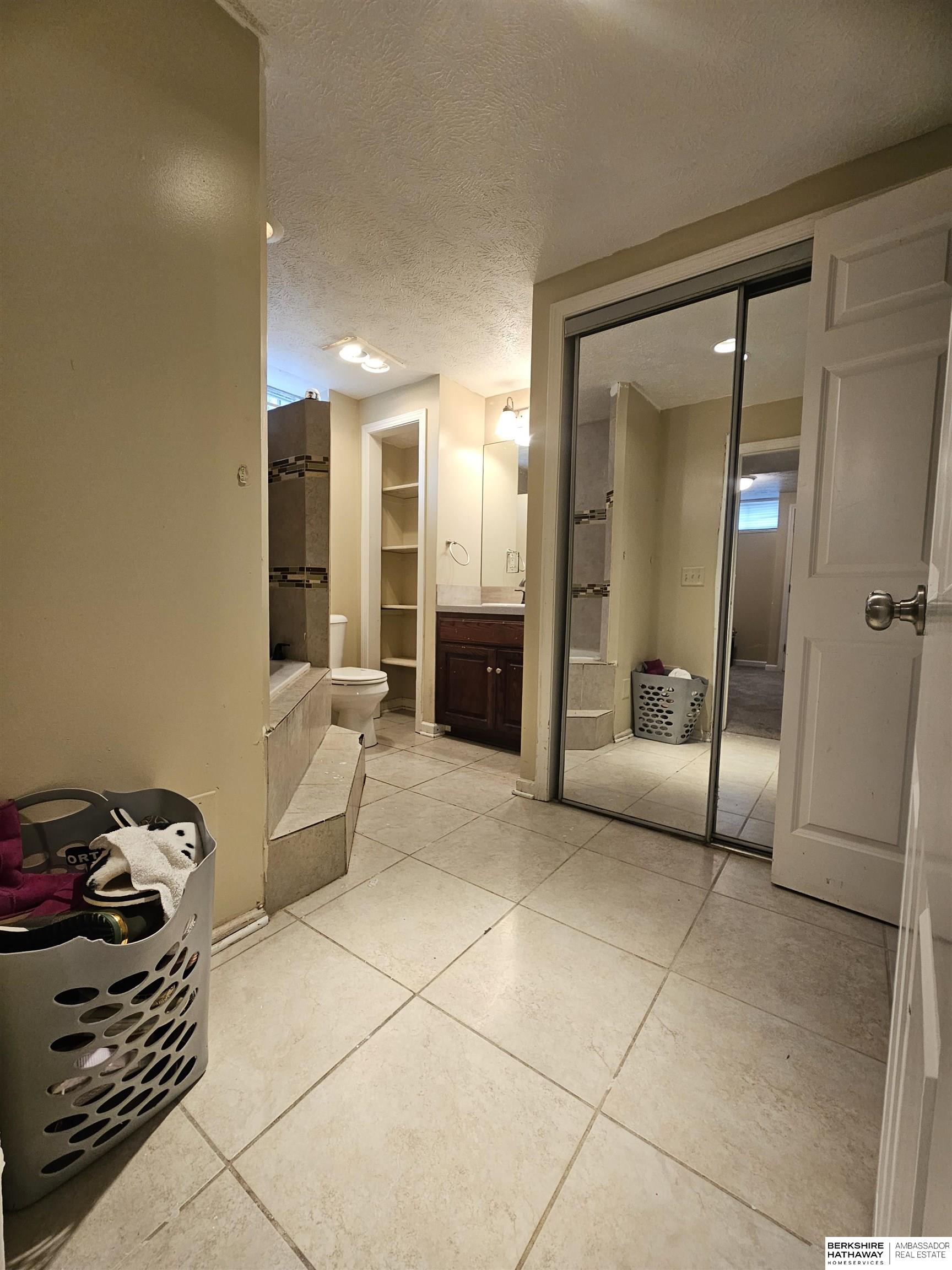 Omaha, Nebraska 68104, United States, 3 Bedrooms Bedrooms, ,2 BathroomsBathrooms,Residential,Pending,116467