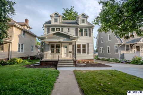 Photo of 3329 Hickory Street, Omaha, NE 68105 (MLS # 22618289)