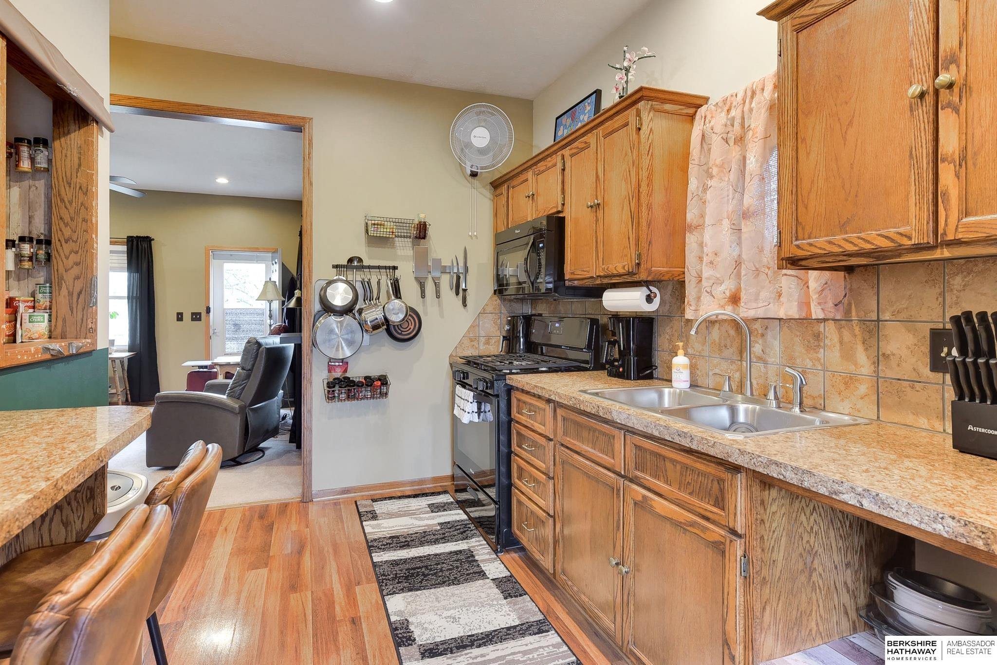 Omaha, Nebraska 68105, United States, 1 Bedroom Bedrooms, ,1 BathroomBathrooms,Residential,Active,124721