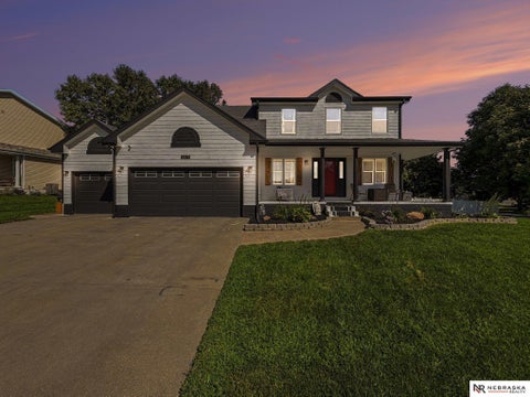 Photo of 1930 Indigo Road, Lincoln, NE 68521 (MLS # 22624803)