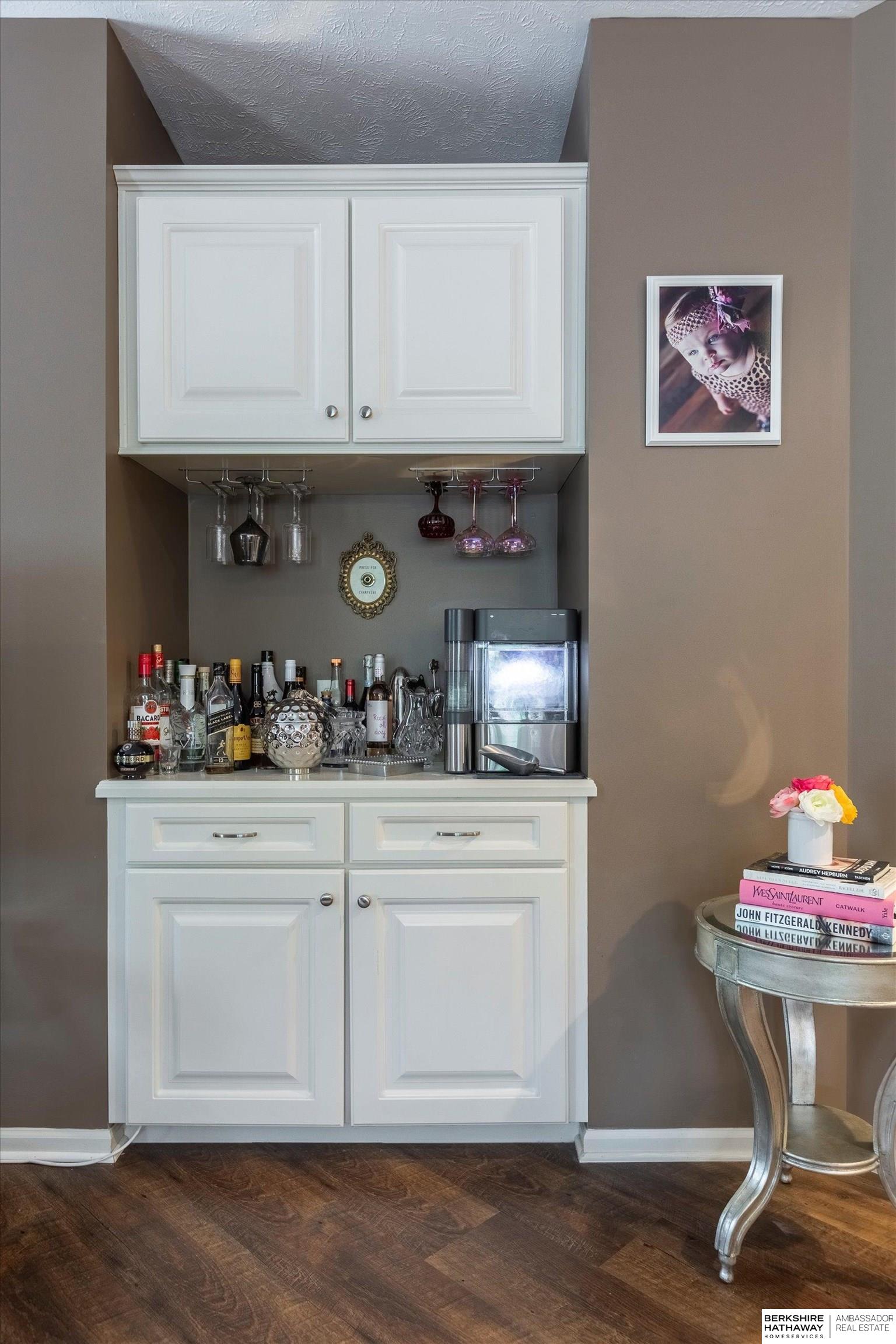 Omaha, Nebraska 68130, United States, 4 Bedrooms Bedrooms, ,4 BathroomsBathrooms,Residential,Active,171233