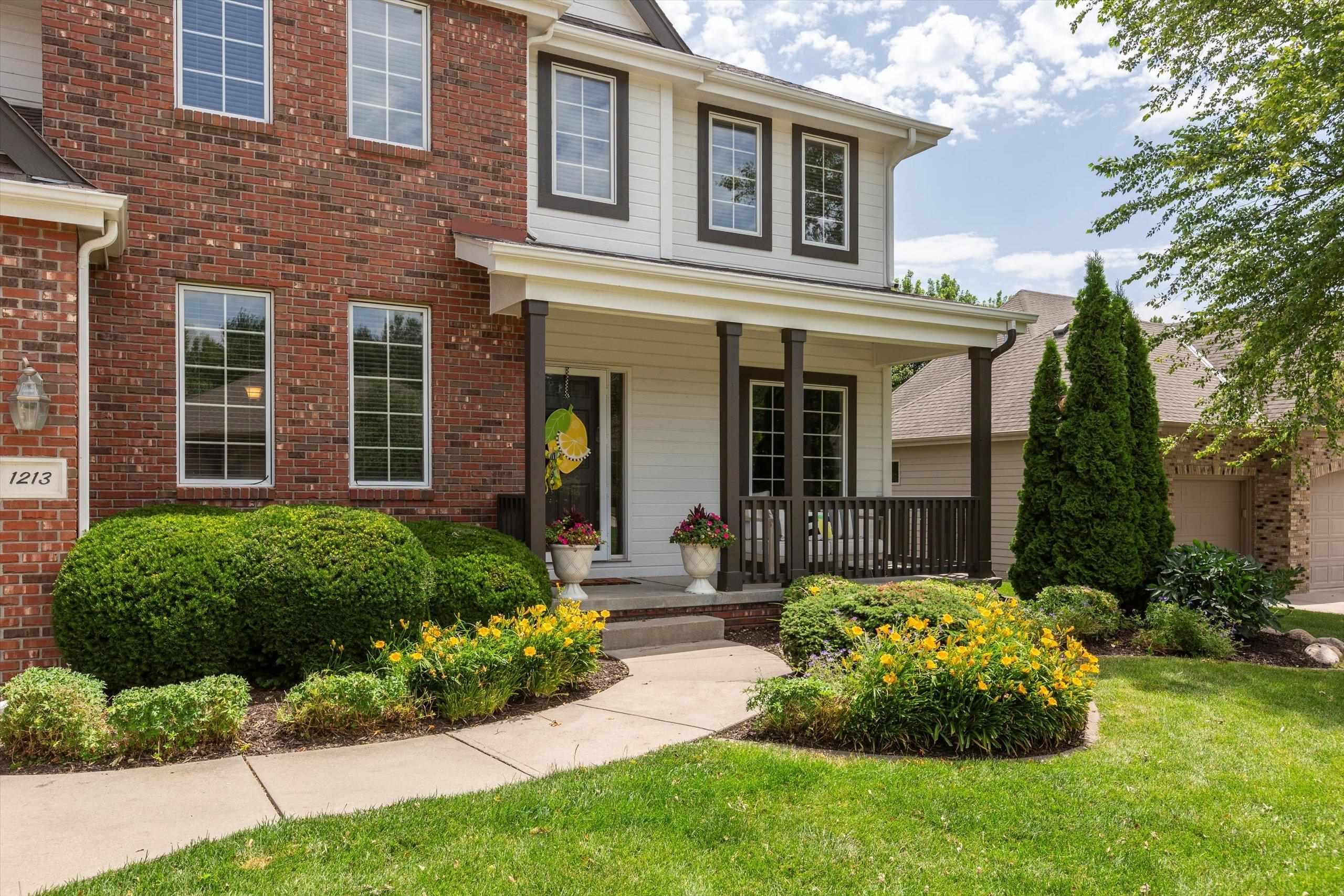 Omaha, Nebraska 68130, United States, 4 Bedrooms Bedrooms, ,4 BathroomsBathrooms,Residential,Active,171233