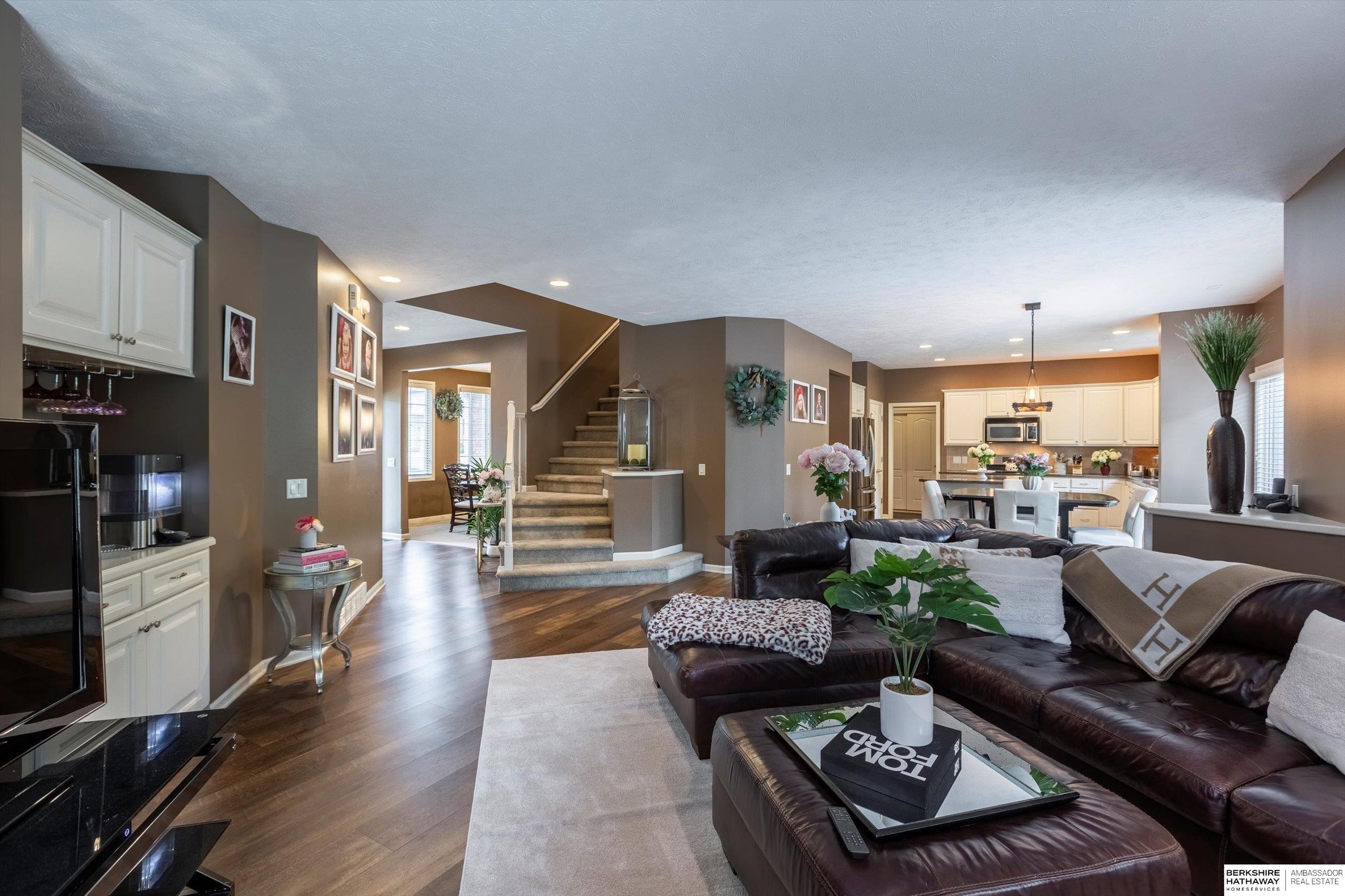 Omaha, Nebraska 68130, United States, 4 Bedrooms Bedrooms, ,4 BathroomsBathrooms,Residential,Active,171233