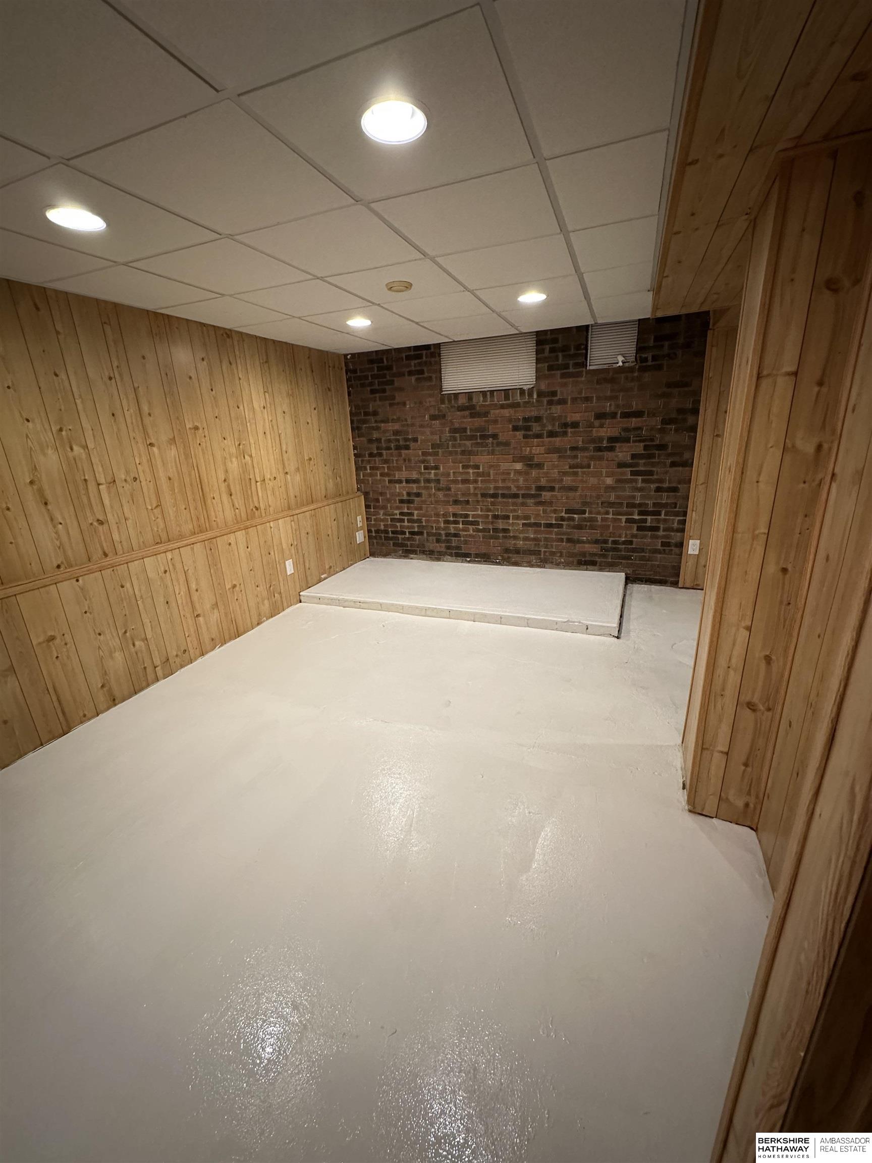 Bellevue, Nebraska 68005, United States, 2 Bedrooms Bedrooms, ,1 BathroomBathrooms,Residential,Pending,136920