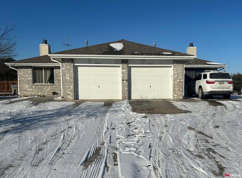 Photo of 3900 Sweetbriar Lane, Lincoln, NE 68516 (MLS # 22602604)