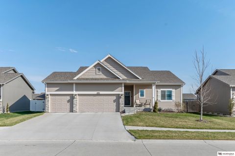 Photo of 21116 Monroe Street, Elkhorn, NE 68022 (MLS # 22608460)