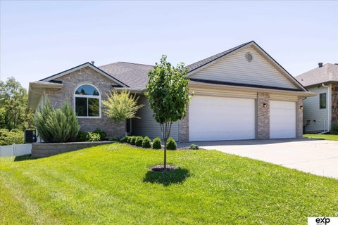 Photo of 230 E View Drive, Council Bluffs, IA 51503 (MLS # 22617108)
