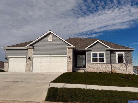 Photo of 20522 Riviera Drive, Gretna, NE 68028 (MLS # 22522323)
