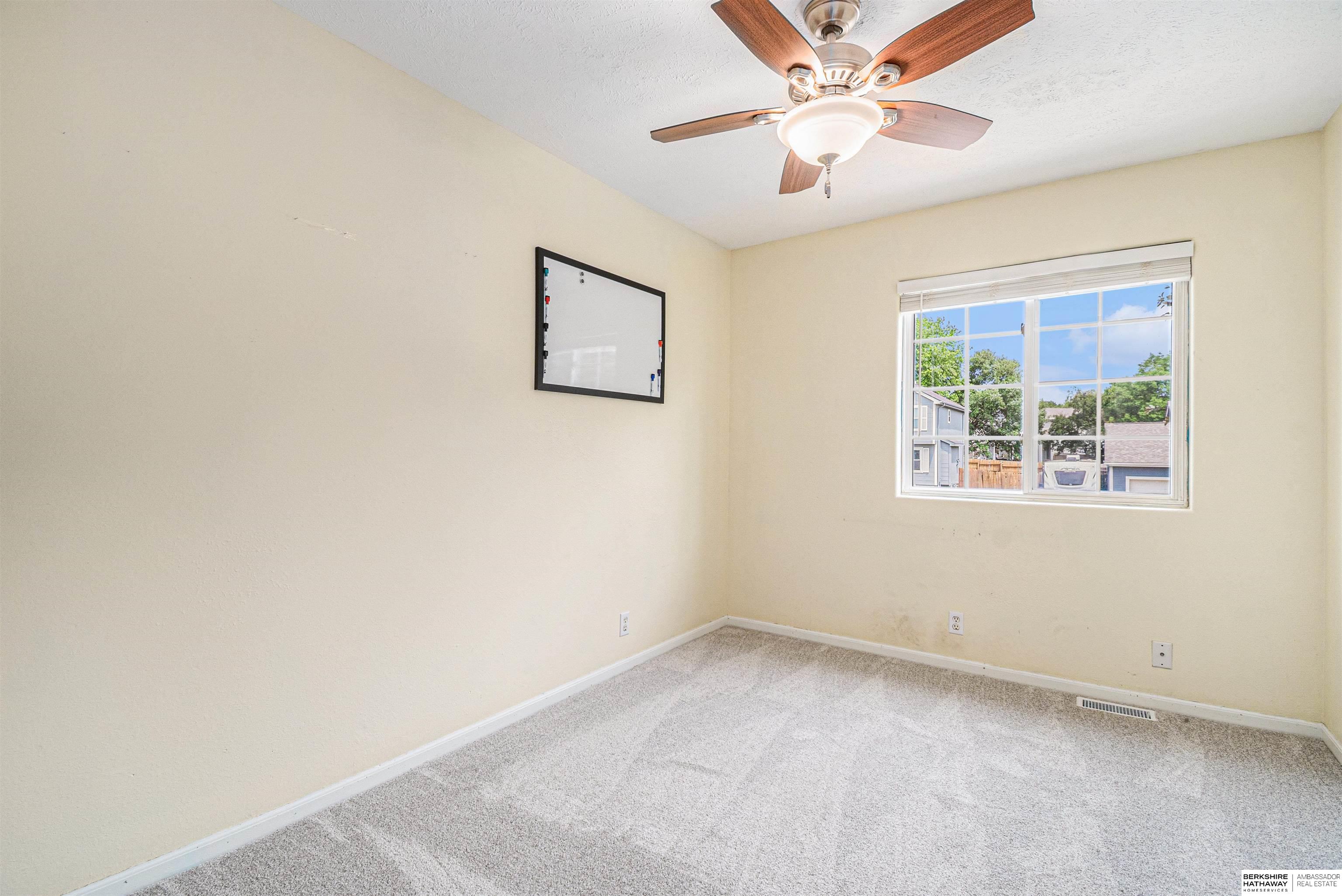 Papillion, Nebraska 68133, United States, 3 Bedrooms Bedrooms, ,2 BathroomsBathrooms,Residential,Pending,154997