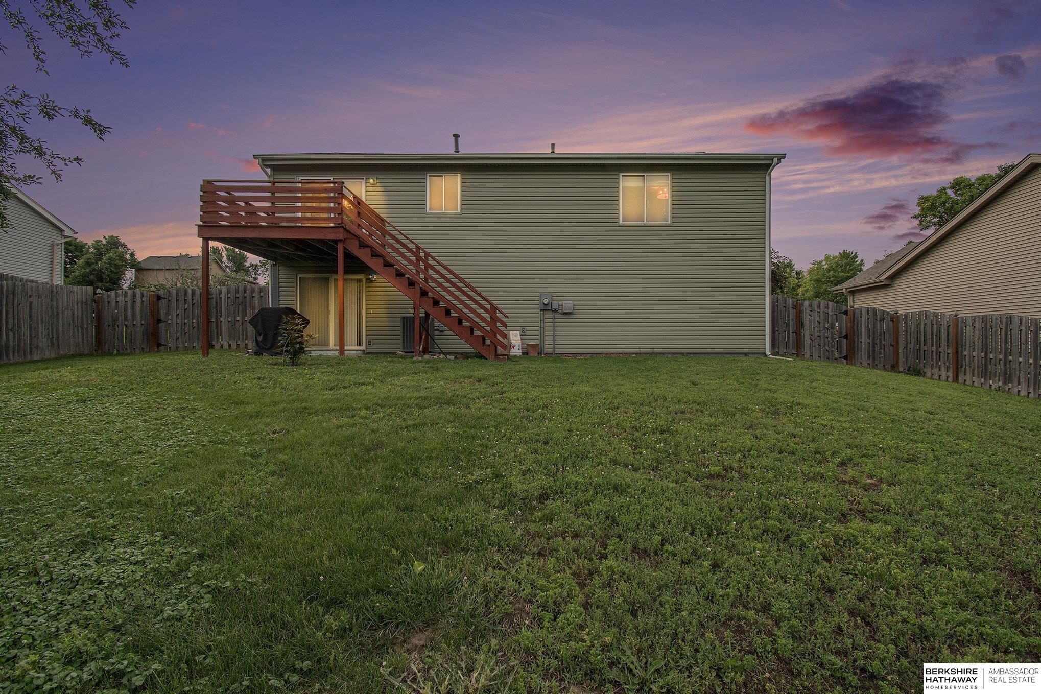 Papillion, Nebraska 68133, United States, 3 Bedrooms Bedrooms, ,2 BathroomsBathrooms,Residential,Pending,154997