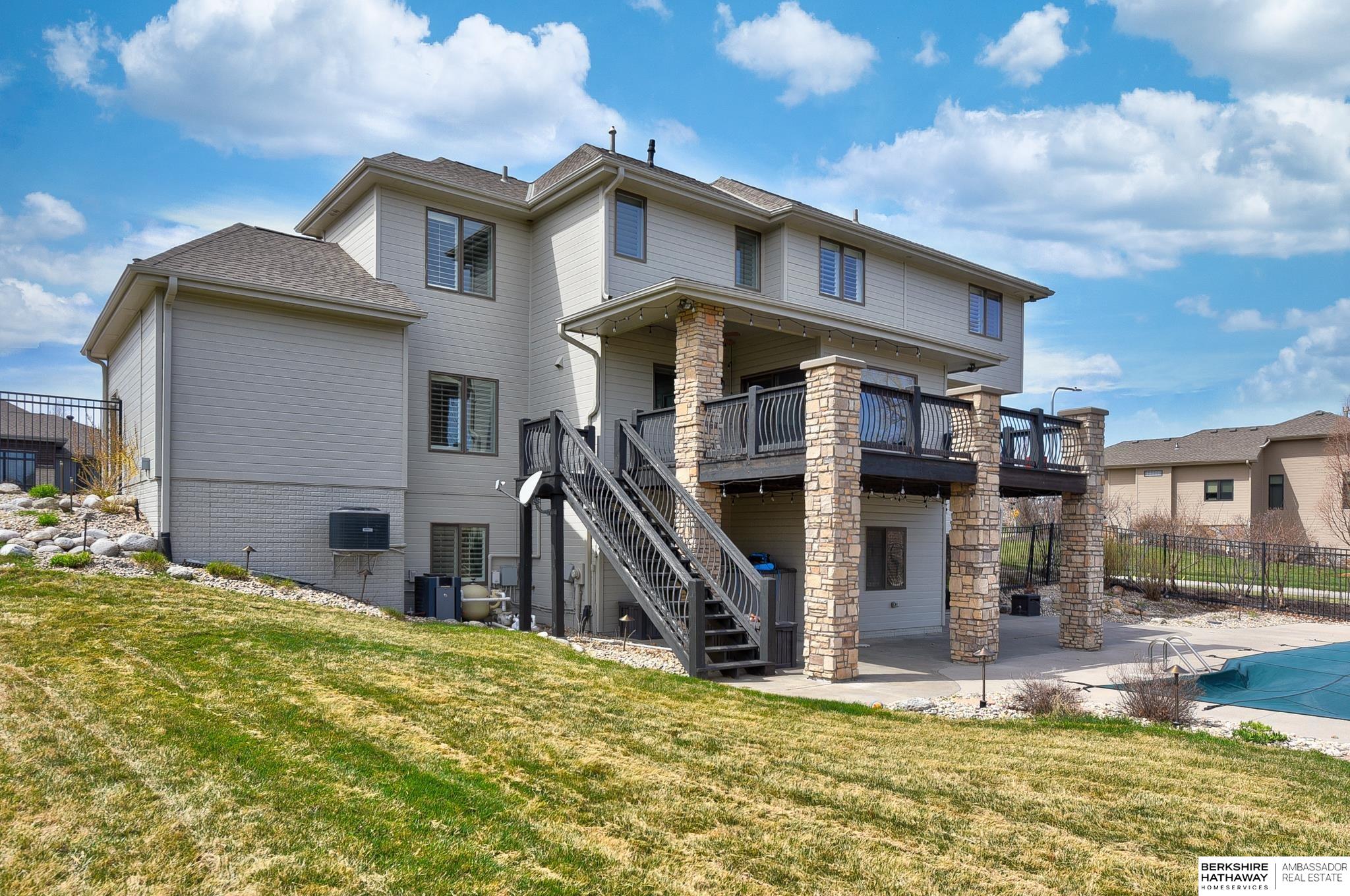 Elkhorn, Nebraska 68022, United States, 6 Bedrooms Bedrooms, ,5 BathroomsBathrooms,Residential,Active,101470