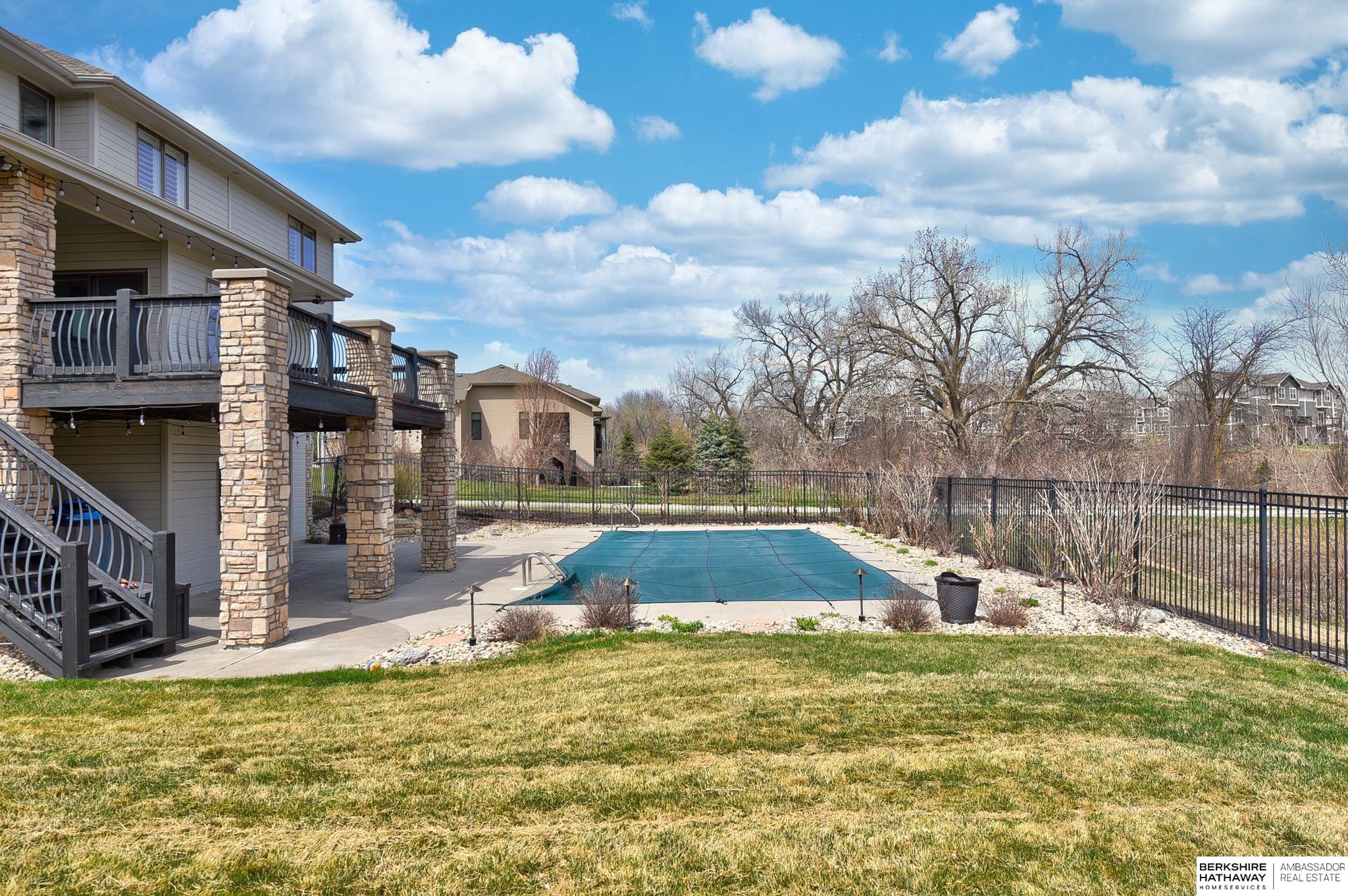 Elkhorn, Nebraska 68022, United States, 6 Bedrooms Bedrooms, ,5 BathroomsBathrooms,Residential,Active,101470