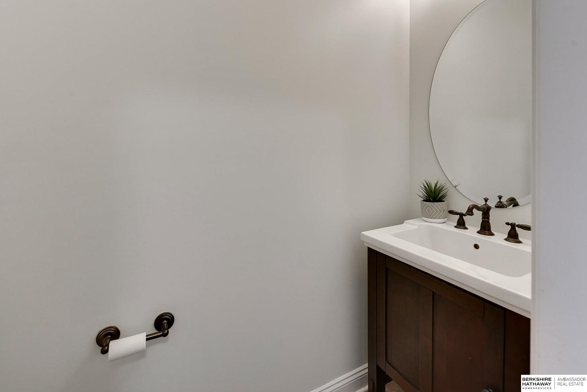 Elkhorn, Nebraska 68022, United States, 6 Bedrooms Bedrooms, ,5 BathroomsBathrooms,Residential,Active,101470