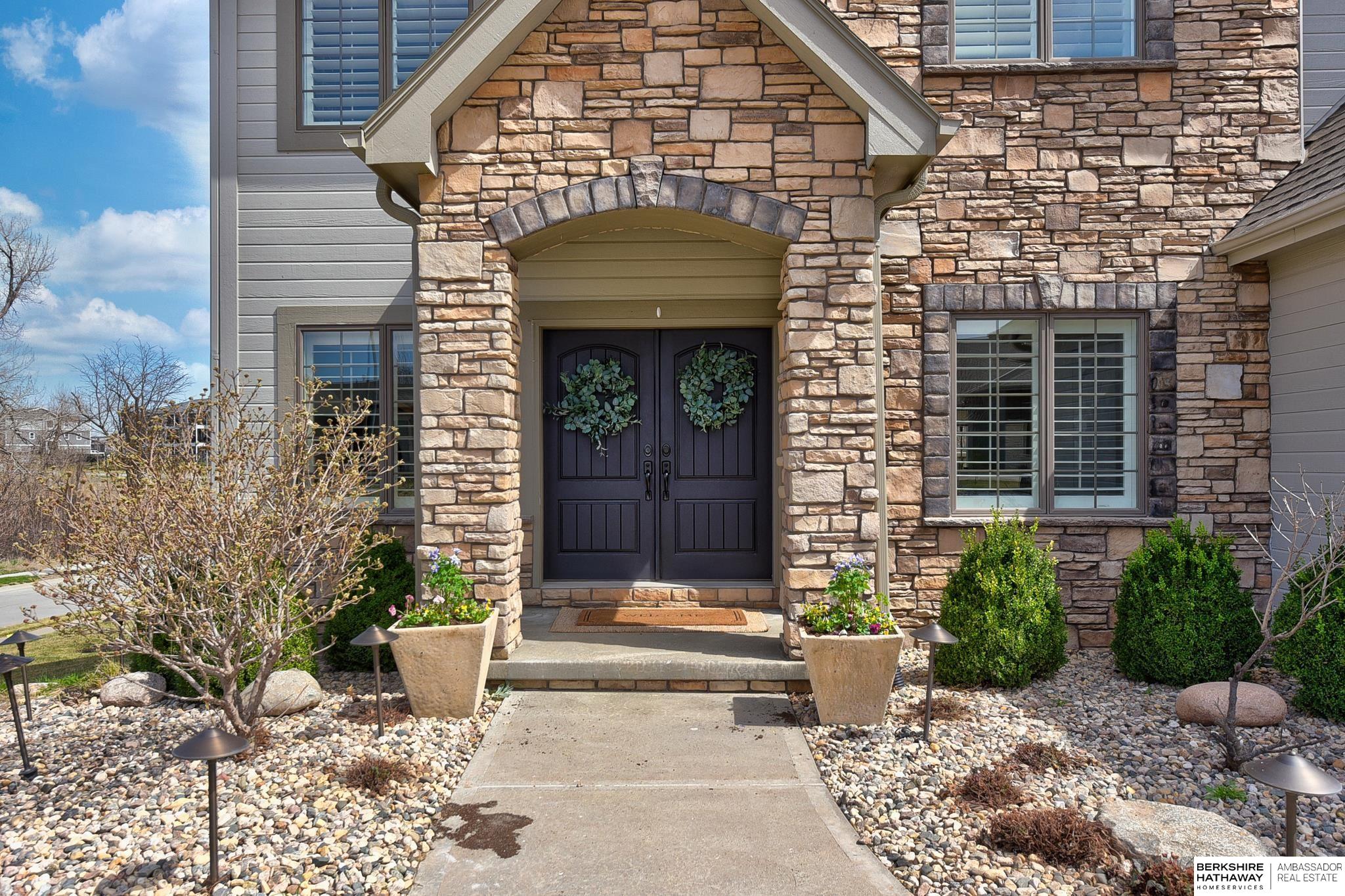 Elkhorn, Nebraska 68022, United States, 6 Bedrooms Bedrooms, ,5 BathroomsBathrooms,Residential,Active,101470