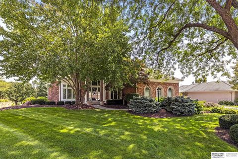 Photo of 1319 S 184th Circle, Omaha, NE 68130 (MLS # 22602602)