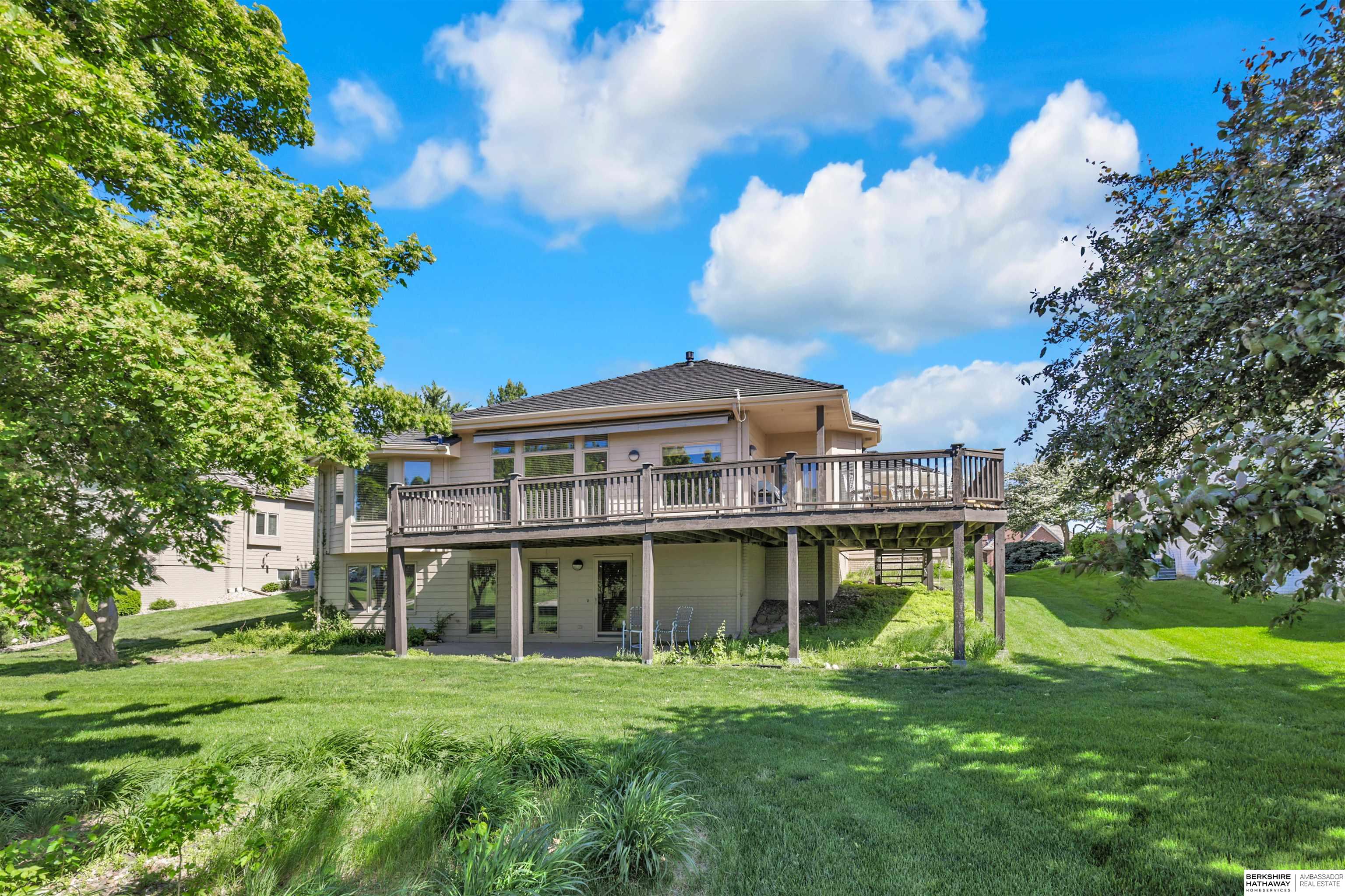 Omaha, Nebraska 68164, United States, 3 Bedrooms Bedrooms, ,2 BathroomsBathrooms,Residential,Pending,133798