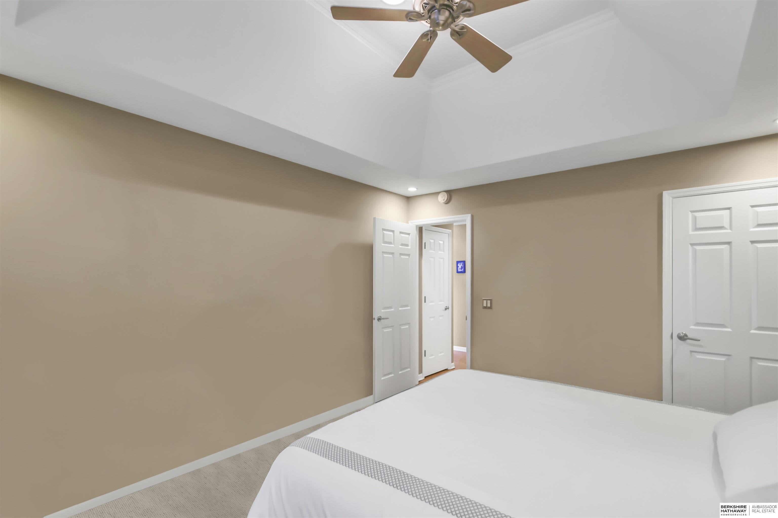 Omaha, Nebraska 68164, United States, 3 Bedrooms Bedrooms, ,2 BathroomsBathrooms,Residential,Pending,133798