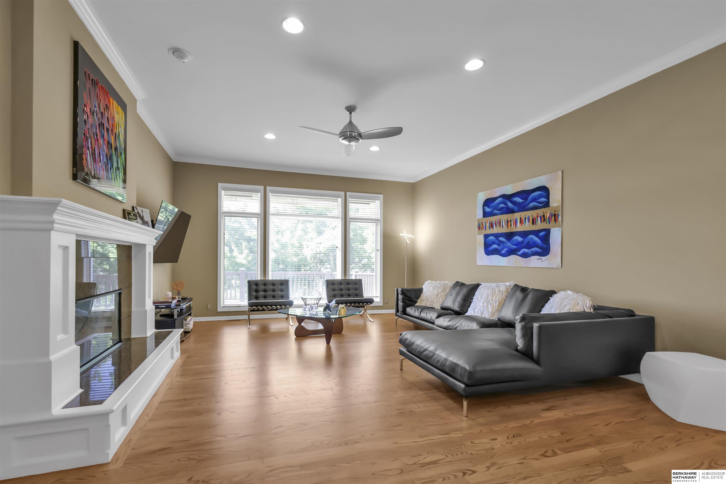 Omaha, Nebraska 68164, United States, 3 Bedrooms Bedrooms, ,2 BathroomsBathrooms,Residential,Pending,133798