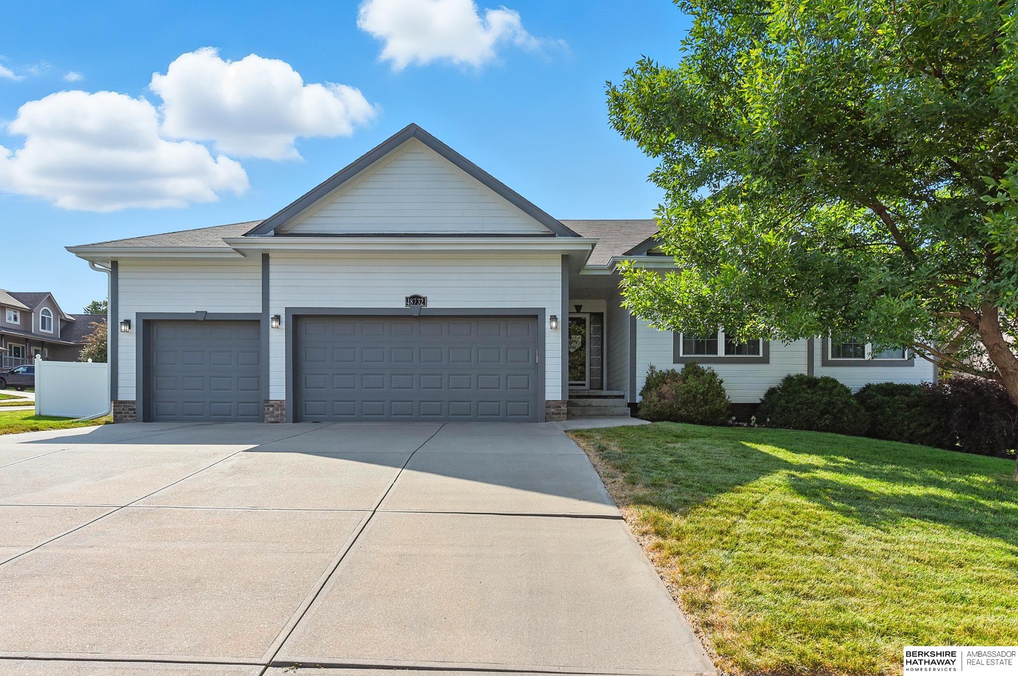 Omaha, Nebraska 68136, United States, 4 Bedrooms Bedrooms, ,3 BathroomsBathrooms,Residential,Pending,199051 Omaha, Nebraska 68136, United States, 4 Bedrooms Bedrooms, ,3 BathroomsBathrooms,Residential,Pending,199051