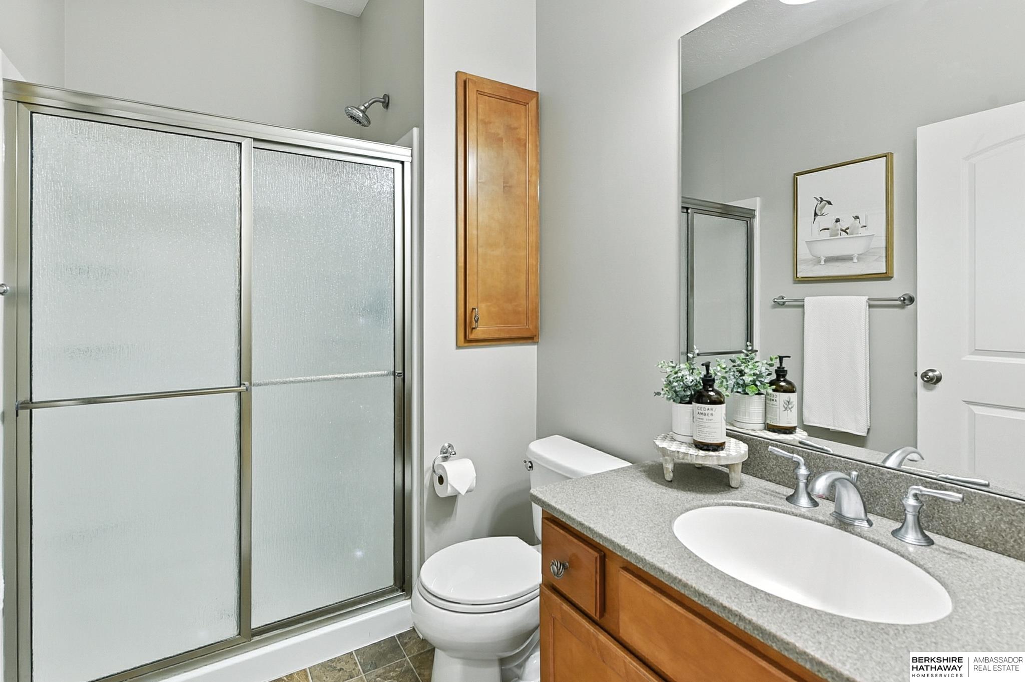 Omaha, Nebraska 68136, United States, 4 Bedrooms Bedrooms, ,3 BathroomsBathrooms,Residential,Pending,199051