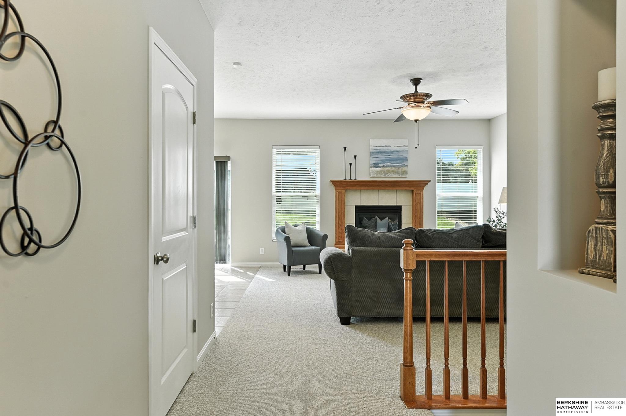 Omaha, Nebraska 68136, United States, 4 Bedrooms Bedrooms, ,3 BathroomsBathrooms,Residential,Pending,199051