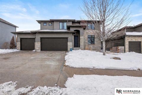 Photo of 7322 N 168th Avenue, Bennington, NE 68007 (MLS # 22604721)