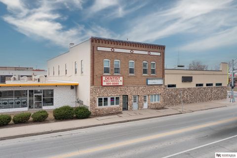 Photo of 2319 Vinton Street, Omaha, NE 68108 (MLS # 22603439)