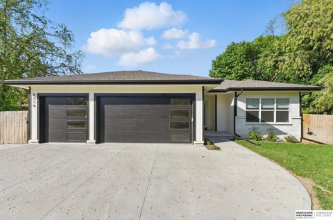 MLS: 22512622