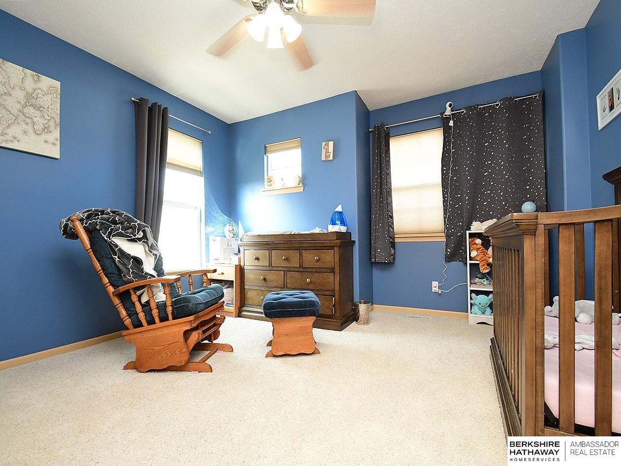 Papillion, Nebraska 68046, United States, 5 Bedrooms Bedrooms, ,3 BathroomsBathrooms,Residential,Pending,111467