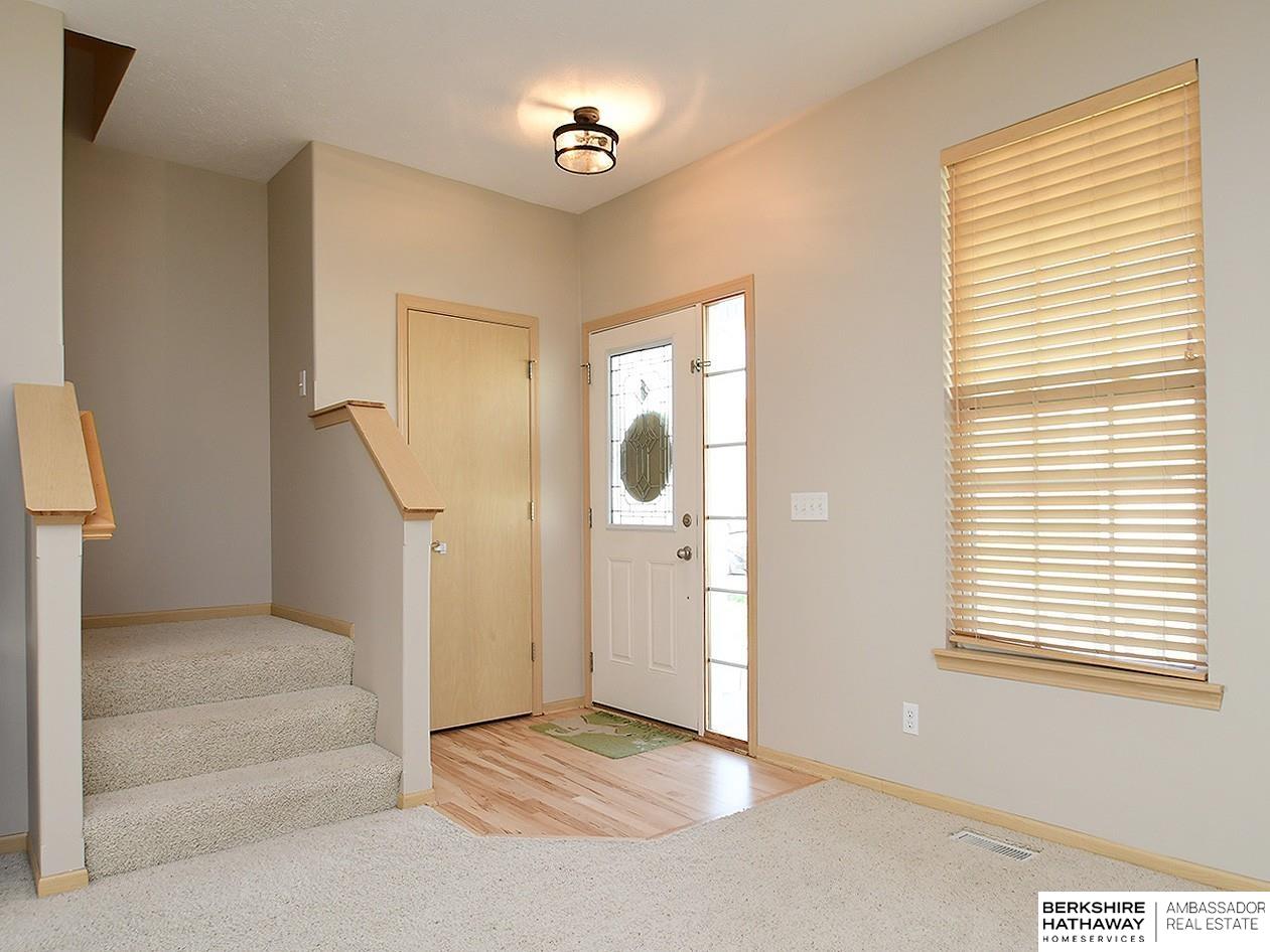 Papillion, Nebraska 68046, United States, 5 Bedrooms Bedrooms, ,3 BathroomsBathrooms,Residential,Pending,111467