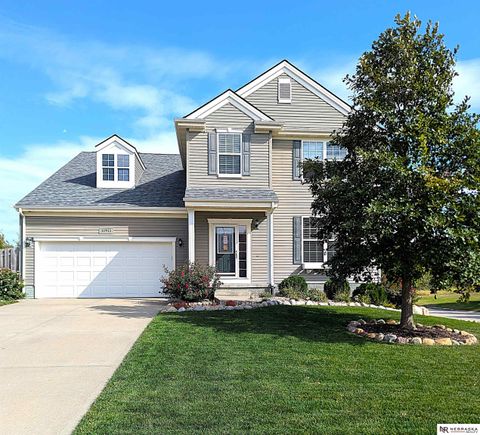 Photo of 10913 South 110th Avenue, Papillion, NE 68046 (MLS # 22609217)