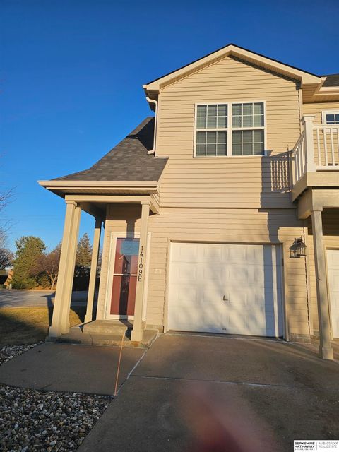 Photo of 14109 Tregaron Ridge Avenue #E, Bellevue, NE 68123 (MLS # 22603598)