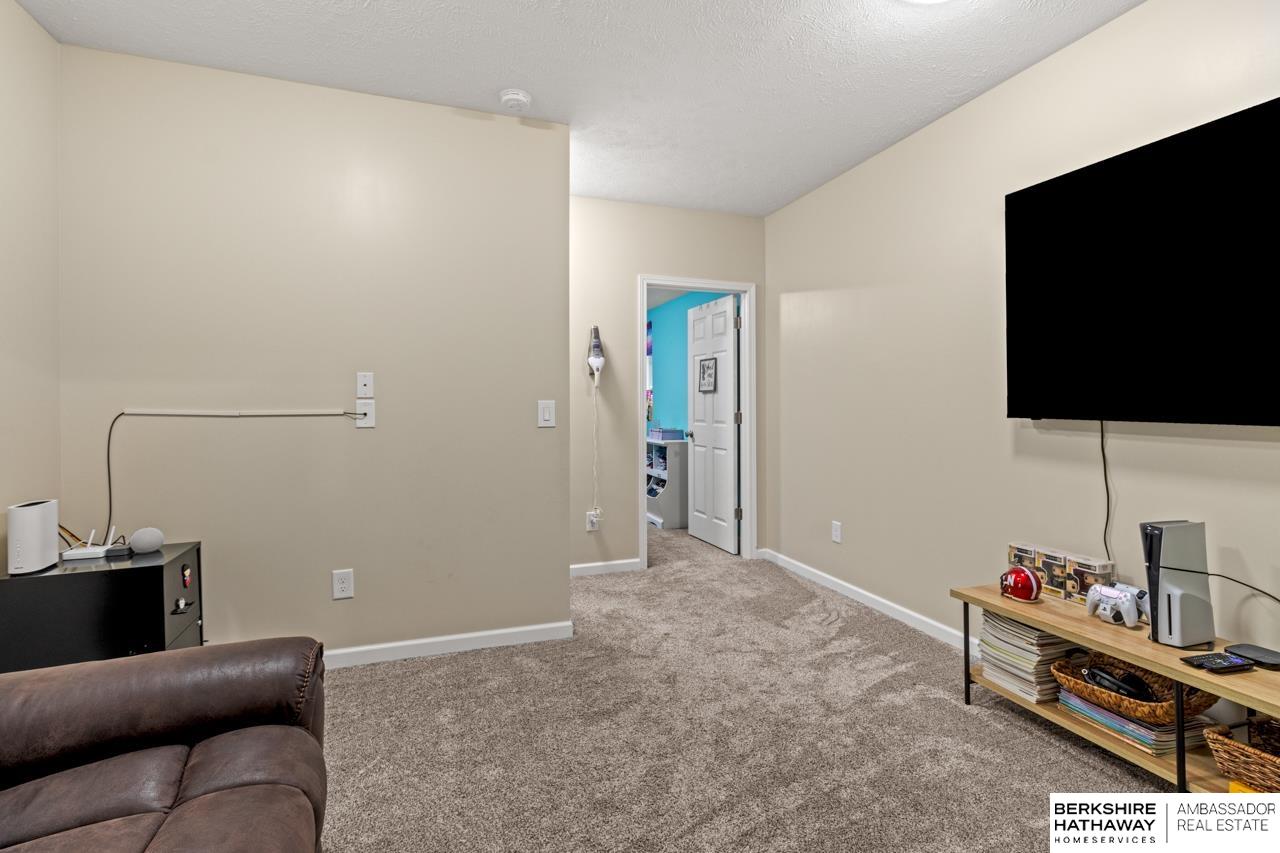 Omaha, Nebraska 68122, United States, 4 Bedrooms Bedrooms, ,3 BathroomsBathrooms,Residential,Active,189521