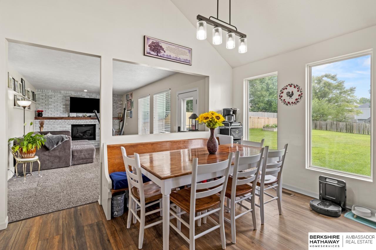 Omaha, Nebraska 68122, United States, 4 Bedrooms Bedrooms, ,3 BathroomsBathrooms,Residential,Active,189521