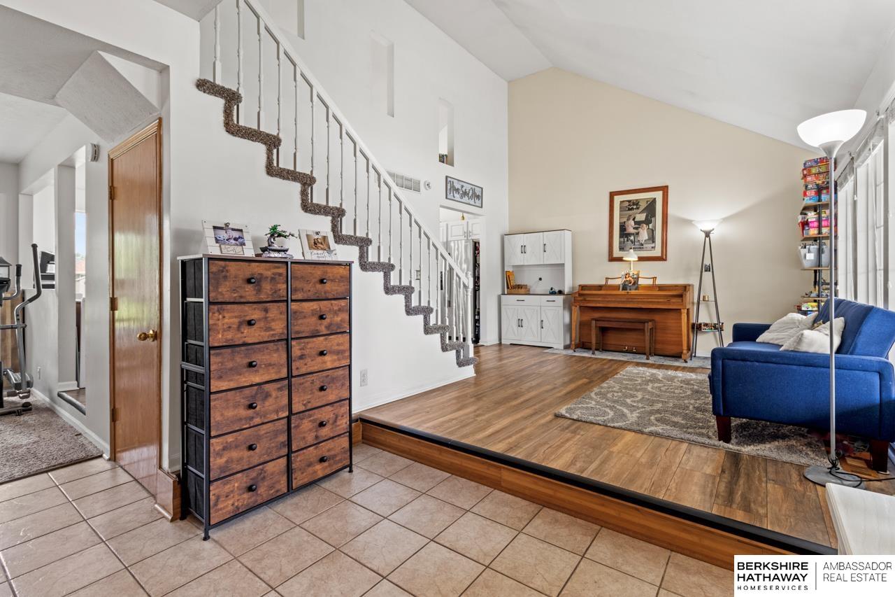 Omaha, Nebraska 68122, United States, 4 Bedrooms Bedrooms, ,3 BathroomsBathrooms,Residential,Active,189521