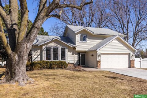 Photo of 1429 N 145 Plaza, Omaha, NE 68154 (MLS # 22605298)