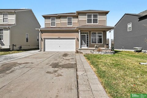 Photo of 8718 Wyoming Street, Omaha, NE 68122 (MLS # 22608652)