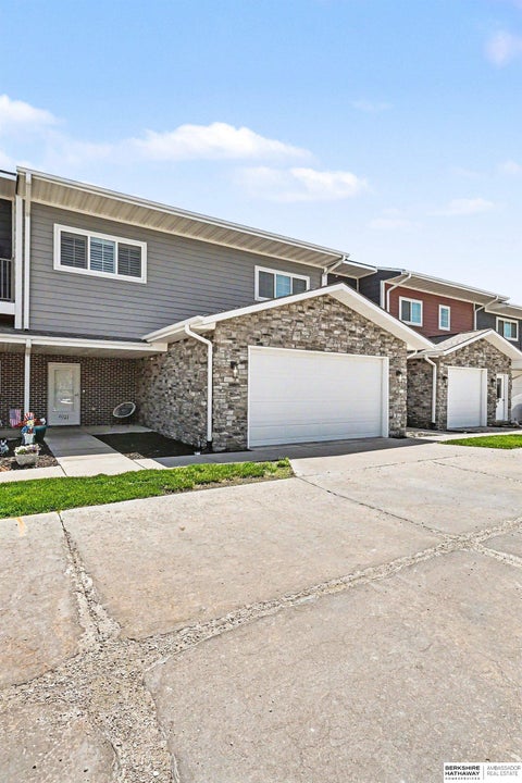 Photo of 5941 N 158 Court #105, Omaha, NE 68116 (MLS # 22616198)
