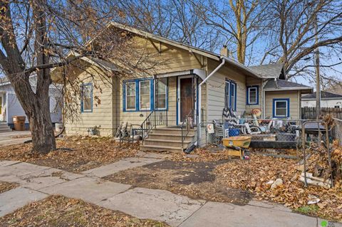 Photo of 2776 California Court, Lincoln, NE 68510 (MLS # 22605769)